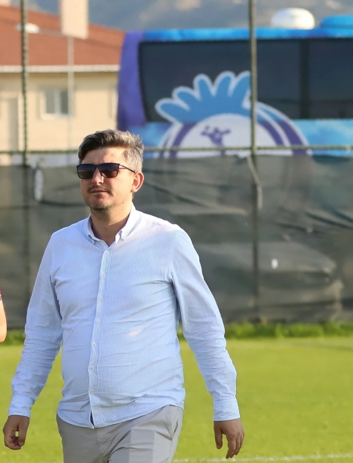 Afyonspor’un yeni sezon hedeflerini kulüp başkanı açıkladı
