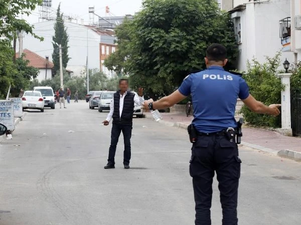 Ağabeyine kızdı, bıçaklı eyleminden arkadaşı vazgeçirdi