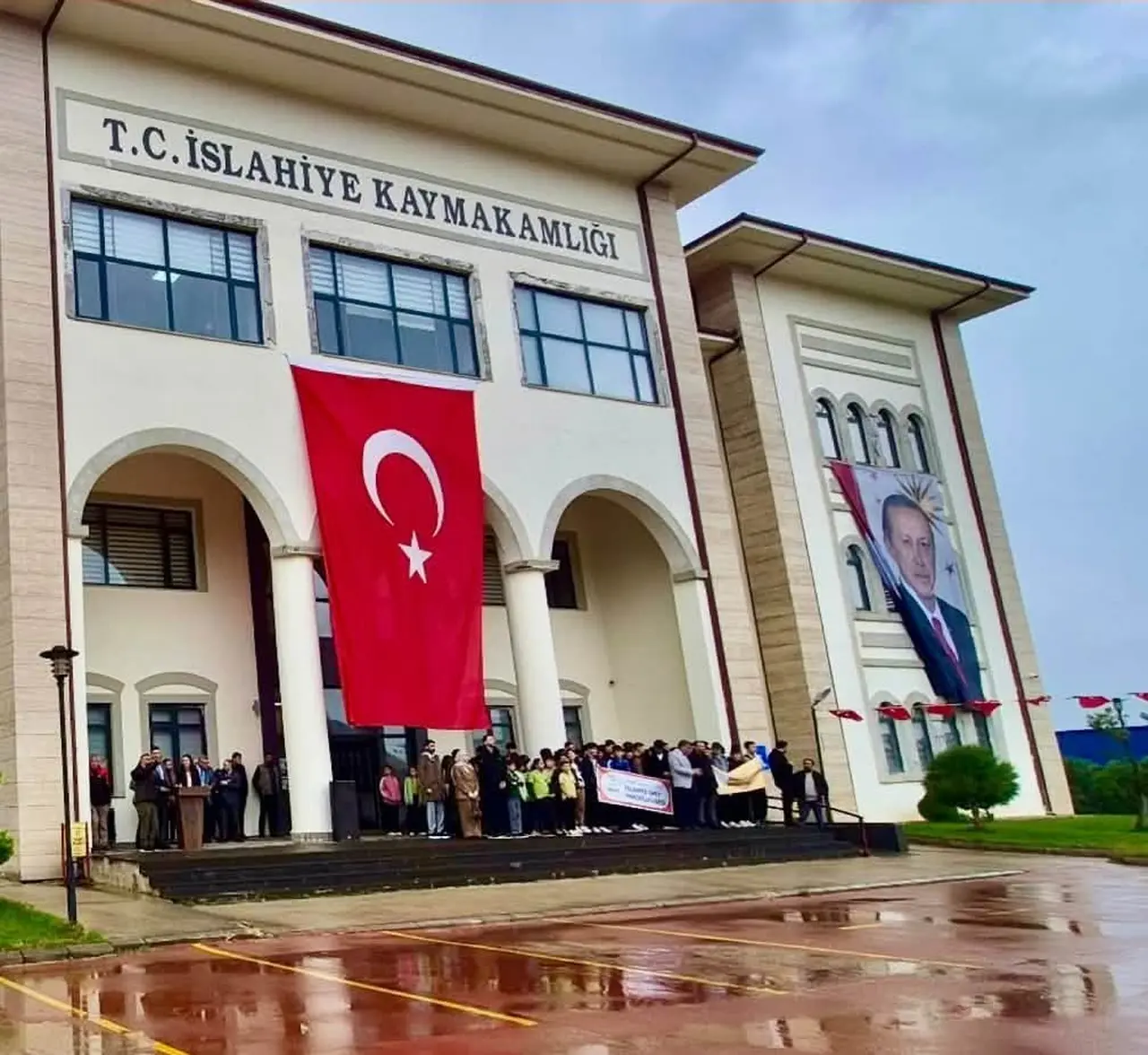 Gaziantep’te Cumhuriyet Bayramı için İslahiye ve Nurdağı’nda tören yapıldı