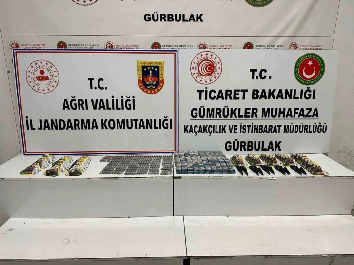 Ağrı’da uyuşturucu ve kaçakçılık operasyonu
