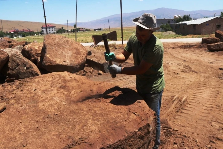 Ahlat taşına alternatif Güroymak taşı
