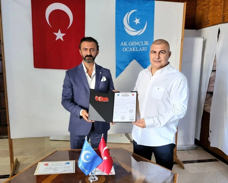 Ak Gençlik Ocakları Antalya İl Başkanı Esenkurt oldu
