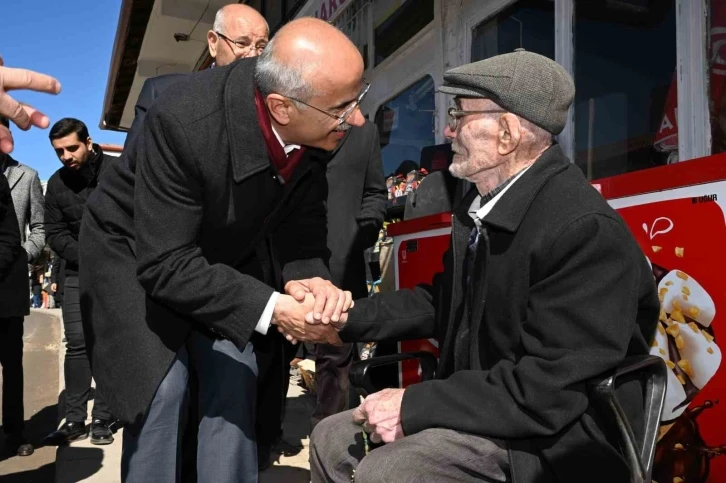 AK Parti Büyükşehir Adayı Sami Er, Hekimhan’da vatandaşlarla buluştu
