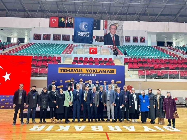 AK Parti Diyarbakır İl Teşkilatında yerel seçimler için temayül yoklaması yapıldı
