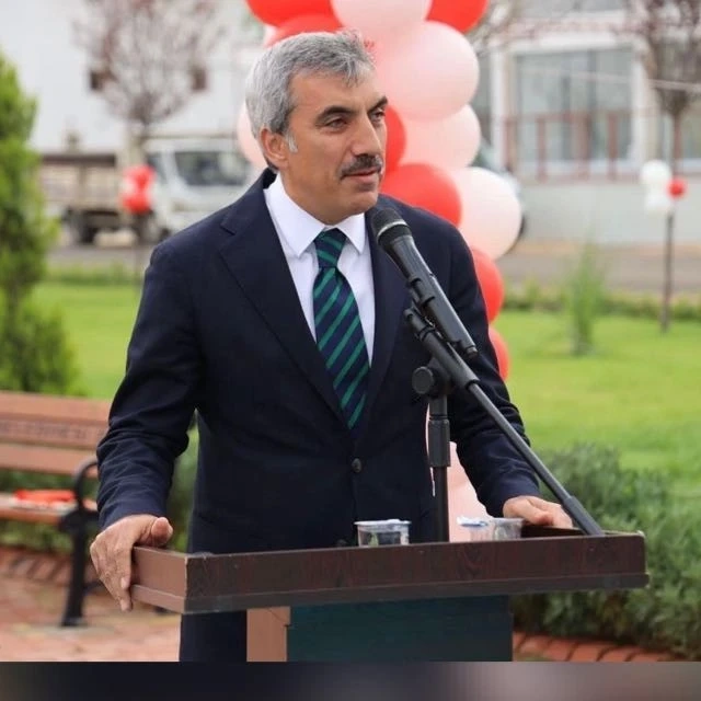 AK Parti Kilis Milletvekili Ahmet Salih Dal, Merhum Bedri İnce Tahtacı’yı Vefatının Yıl dönümünde rahmetle anıyorum