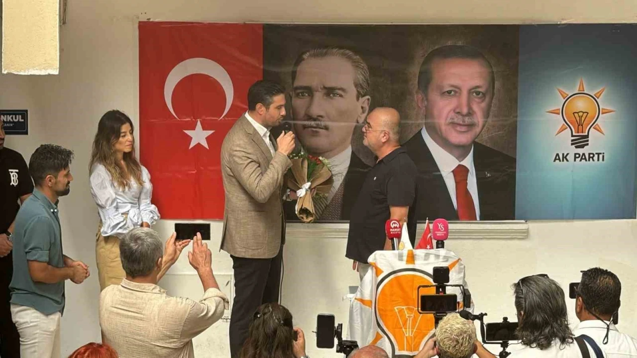 AK Parti Marmaris İlçe Başkanlığında görev değişimi
