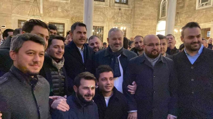 AK Parti’nin İstanbul adayı Kurum seçim çalışmalarının startını Eyüpsultan’da verdi
