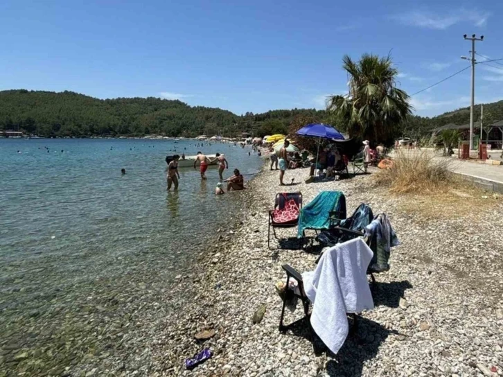 Akbük Plajının bir bölümü ücretsiz halka açıldı
