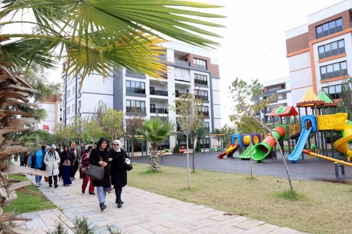 Akdenizli kadınlardan Çay Mahallesi TOKİ evlerine tam not
