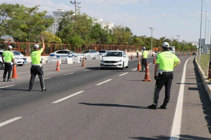 Aksaray’da karayollarında bayram denetimleri sürüyor
