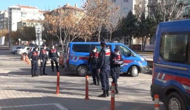 Aksaray'da 3 koyun çalan 2 şüpheli koyunların parasını ödeyince serbest kaldı