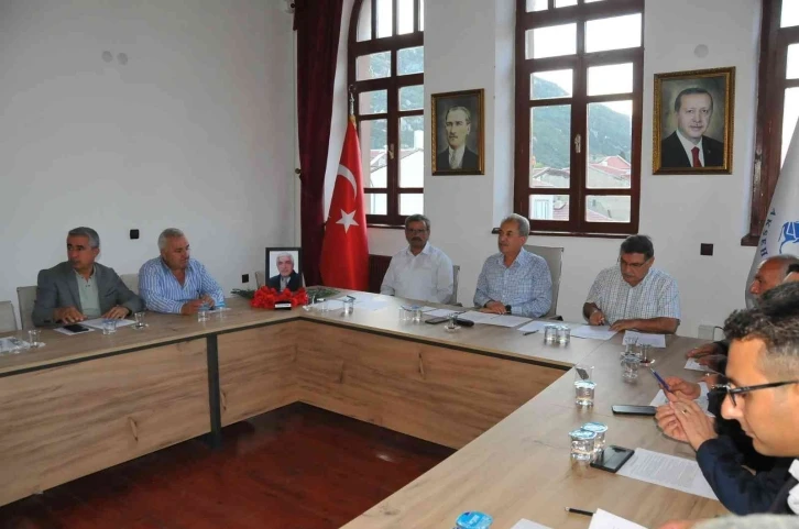 Akşehir Belediyesi Meclis Üyesi Hüseyin Uyar dualarla anıldı
