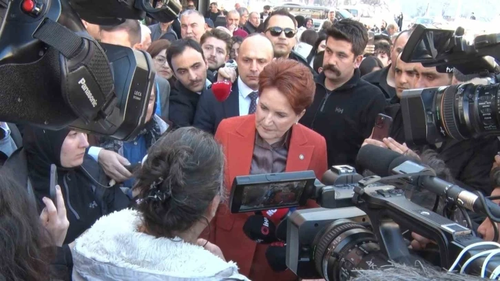 Akşener’den CHP seçmenine sert sözler: &quot;Biz sizin için mi parti kurduk? DEM’e teşekkür ediyorsunuz, bize küfrediyorsunuz&quot;
