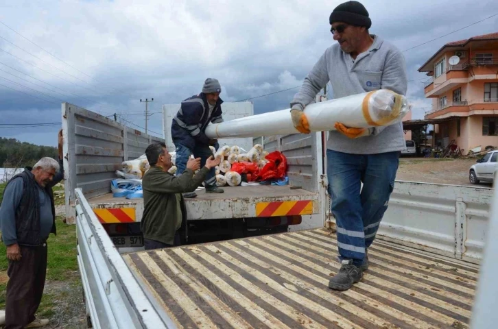 Alanya’da afetzede 51 üreticiye sera naylonu desteği
