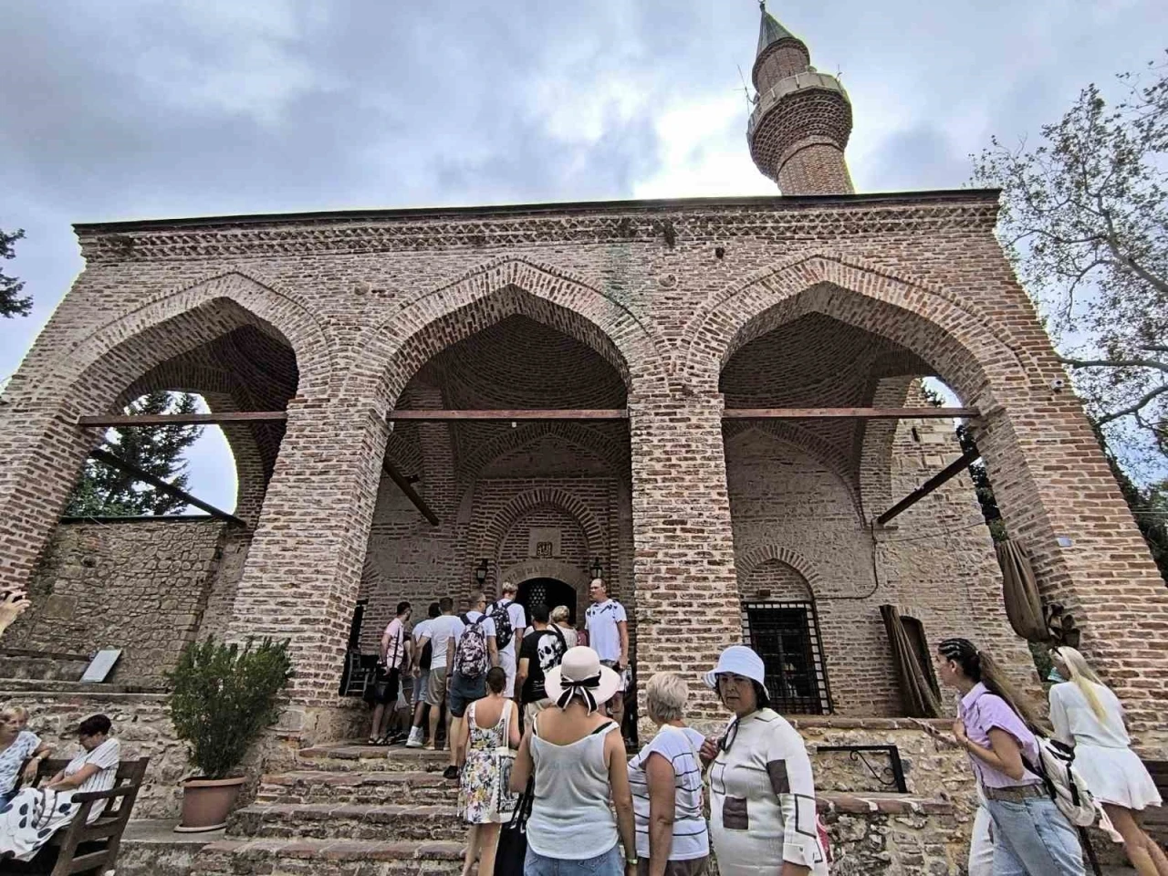 Alanya’da camilere turistlerin yoğun ilgisi
