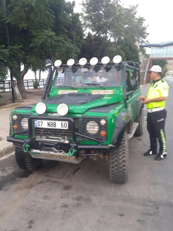 Alanya'da safari araçlarına denetim