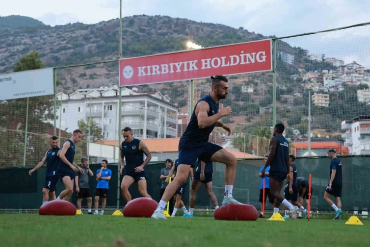 Alanyaspor’da Fenerbahçe mesaisi başladı
