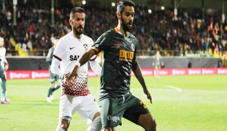 Alanyaspor, uzatmalarda tur atladı!