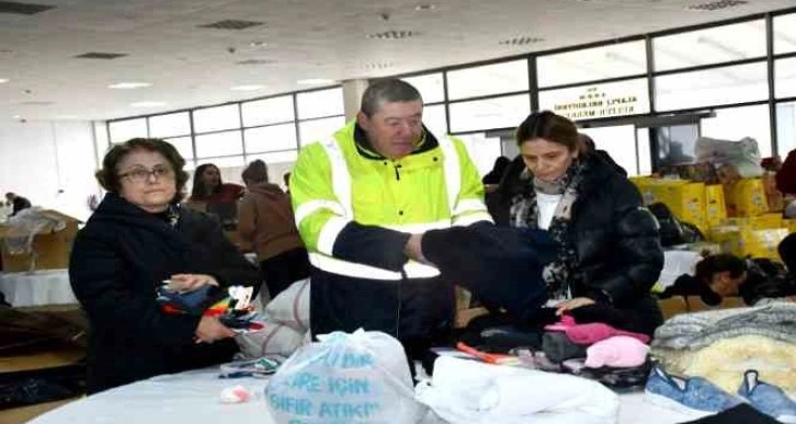 Alaplı Belediyesi’nin yardım seferberliği sürüyor