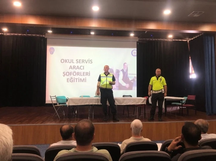 Aliağa’da öğrenci servis şoförlerine eğitim verildi
