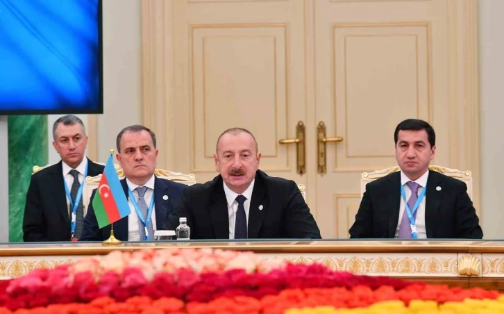 Aliyev: “2026 yılı sonuna kadar 140 binden fazla kişinin Karabağ ve Doğu Zengezur’a dönmesi bekleniyor"
