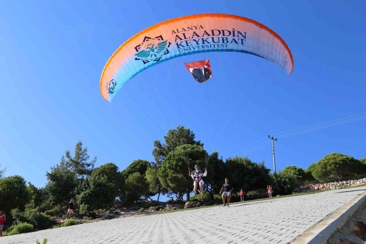 ALKÜ’den gökyüzünde 15 Temmuz anması
