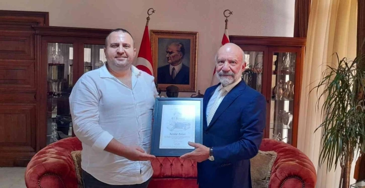 ALKÜ’ye KKTC’den sanat ödülü
