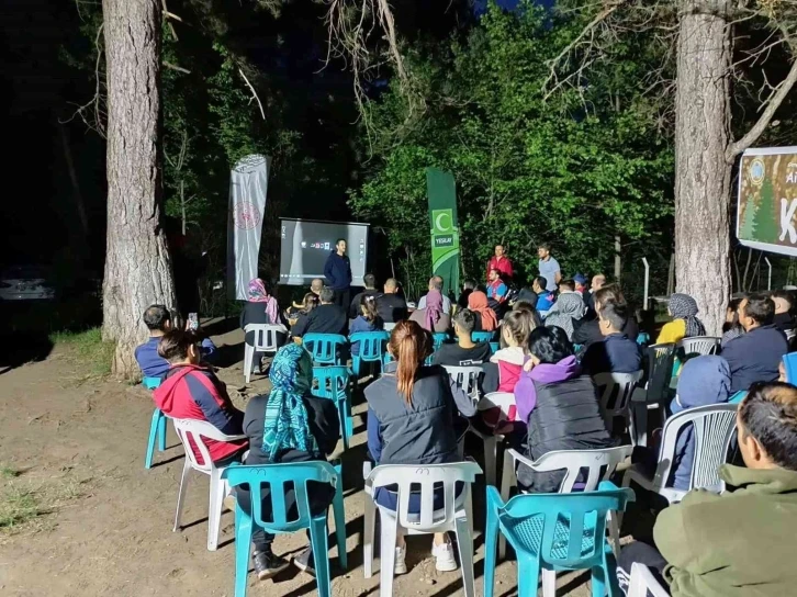 Altıntaş’ta “Aile Doğa Kampı”
