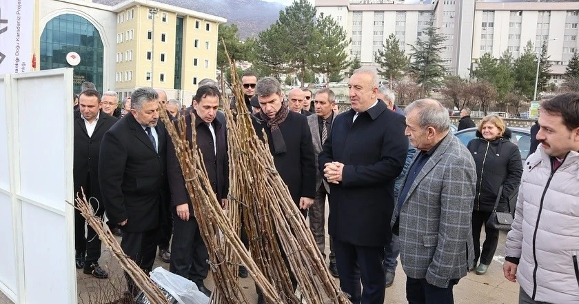 Amasya çiftçisine 6 projeyle 9,5 milyon TL destek
