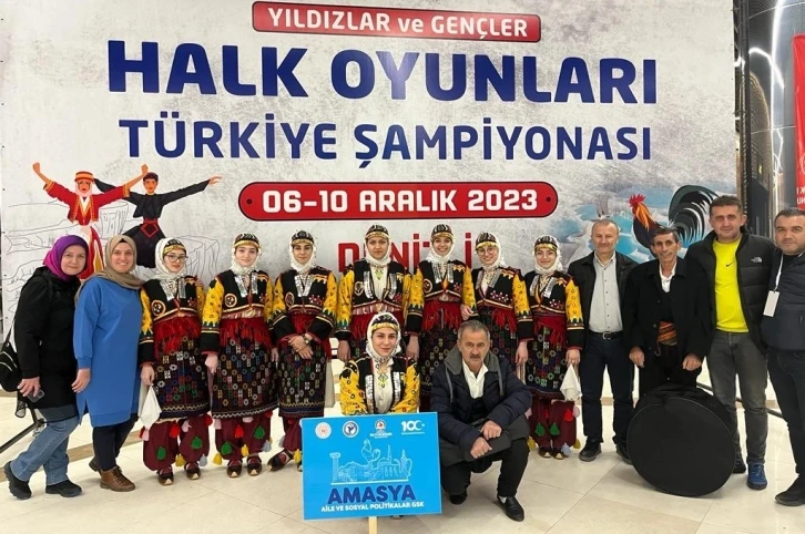 Amasya halk oyunları ekibine jüri özel ödülü
