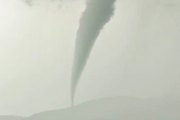 Amasya'da oluşan hortum böyle görüntülendi