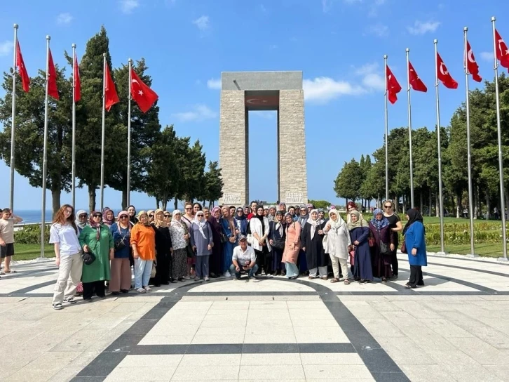 Amasyalı kadınları duygulandıran Çanakkale gezisi: “Toprağa basmaya çekindik"
