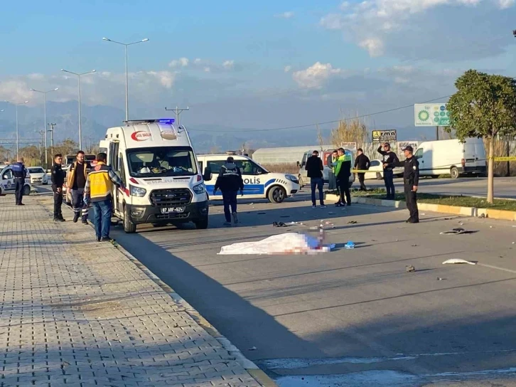 Ambulansın çarptığı motosiklet sürücüsü hayatını kaybetti
