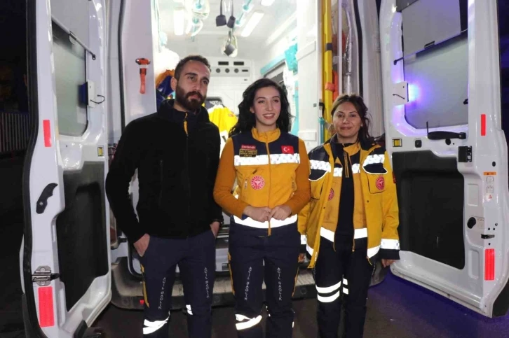 Ambulanstaki sözleri herkesi ağlatmıştı, sağlık görevlileri o anları anlattı
