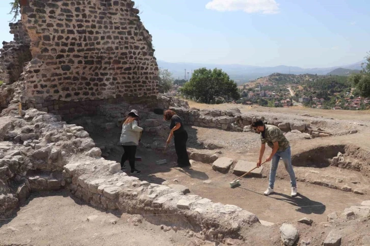 Anadolu’nun ikinci en büyük kalesinde kazı çalışmaları devam ediyor
