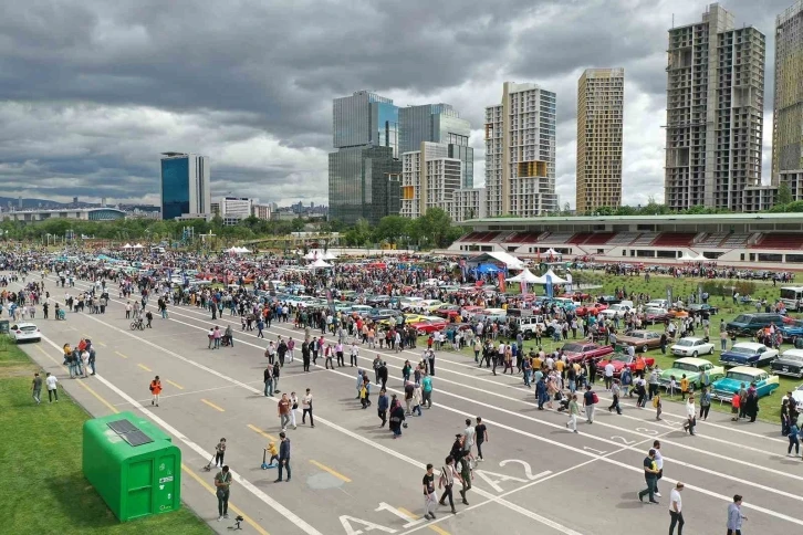 Ankara’da “Klasik Otomobil Festivali” heyecanı
