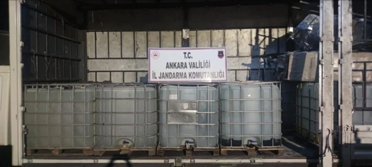 Ankara’da KOM ekipleri 10 bin litre etil alkol ele geçirdi
