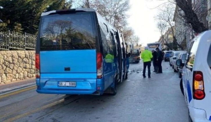 Ankara'da yolcu minibüsü, otobüse çarptı: 8 yaralı