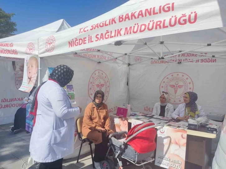 Anne sütünün önemi açılan stantlarda anlatılıyor
