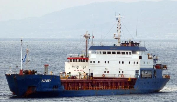 Antalya açıklarında ticari gemi battı; 5 personel kurtarıldı, 9'u aranıyor/ Ek fotoğraflar