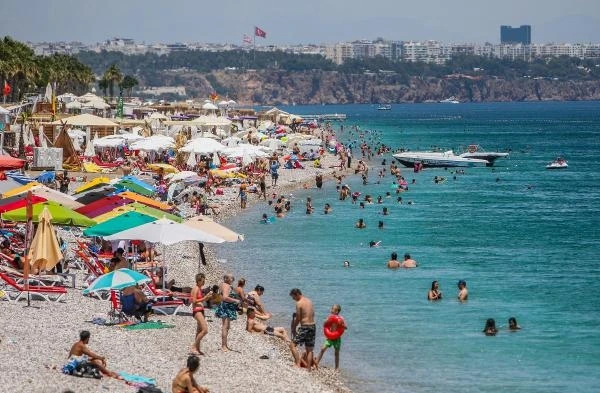 Antalya'da bayram teyakkuzu, nüfusu ikiye katlanacak/ Ek fotoğraf