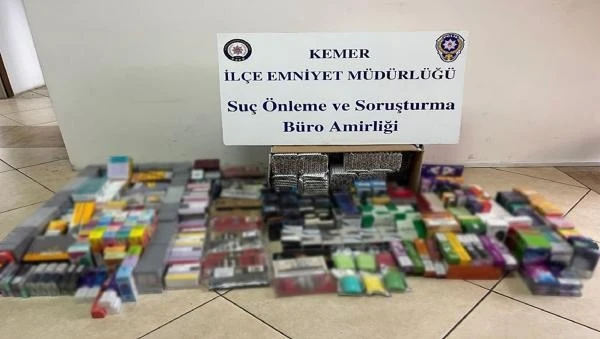 Antalya'da gümrük kaçağı tütün ürünleri ve elektronik sigara ele geçirildi