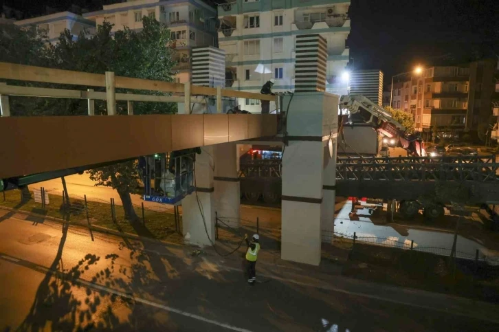 Antalya’da üst geçitler bakımdan geçiyor
