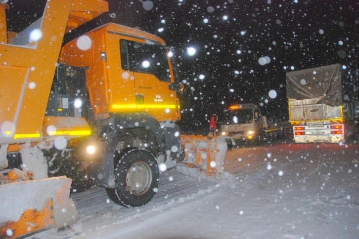 Antalya-Konya kara yolunda kar yağışı başladı