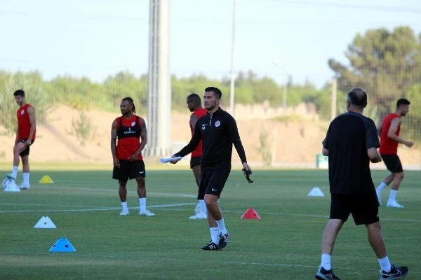 Antalyaspor'da yeni sezon hazırlıkları devam ediyor