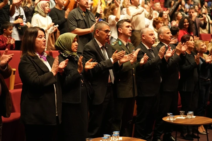 “Antik Dönemde Denizli ve Çevresi” konferansında kentin tarihi konuşuldu
