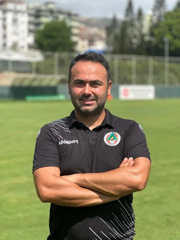 Antrenör Berkcan Biratan Alanyaspor’a imza attı