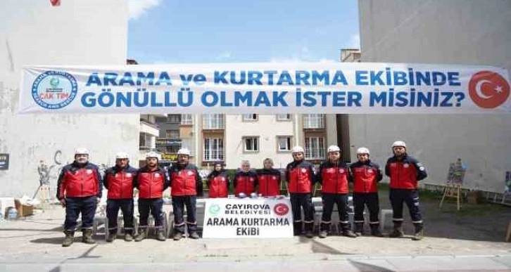 Arama kurtarma ekipleri stant açtı