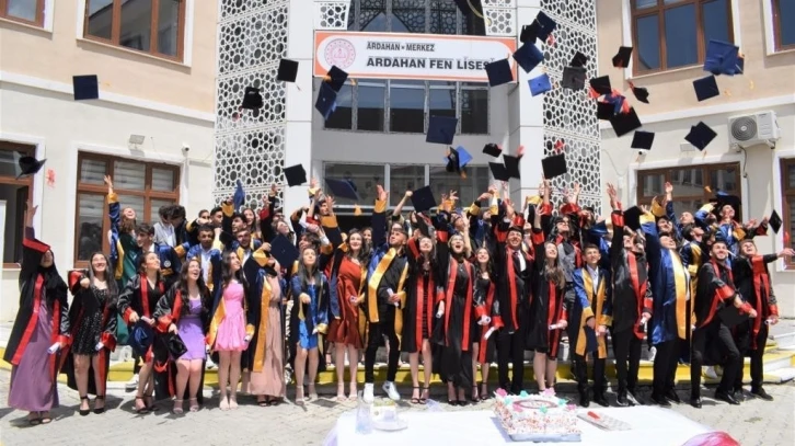 Ardahan Fen Lisesi’nden YKS’de büyük başarı
