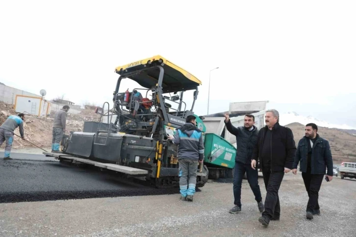 Ardıçtepe Caddesi yenilendi, ulaşım rahatladı
